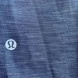 Heather gray Lululemon leggings
